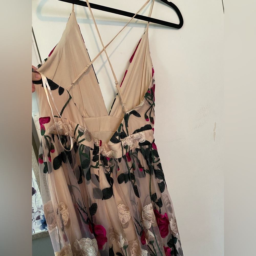 NWT Windsor floor length formal dress - Picture 2 of 5
